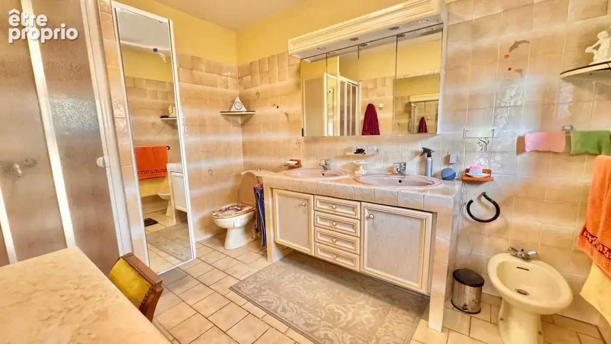 Agréable maison de plain-pied avec studio et garage de 30 m² - photo 13