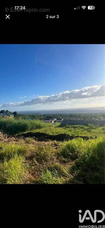 Photo 1 - Terrain à SAINT-BENOIT