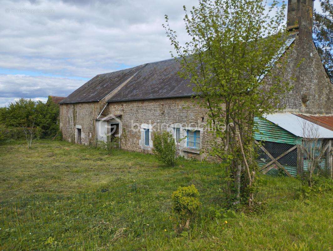Maison de campagne à rénover - photo 2