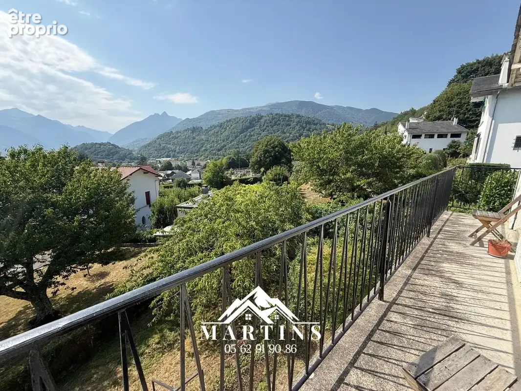 EXCLUSIVITE / ARGELES-GAZOST - Appartement rénové de type 3 avec vue dégagée, balcon et grand cellier. - photo 2