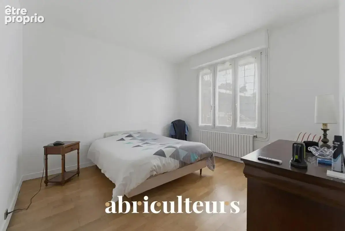 Bordeaux Caudéran — Villa familiale avec piscine, grand jardin et fort potentiel (33200) - photo 12