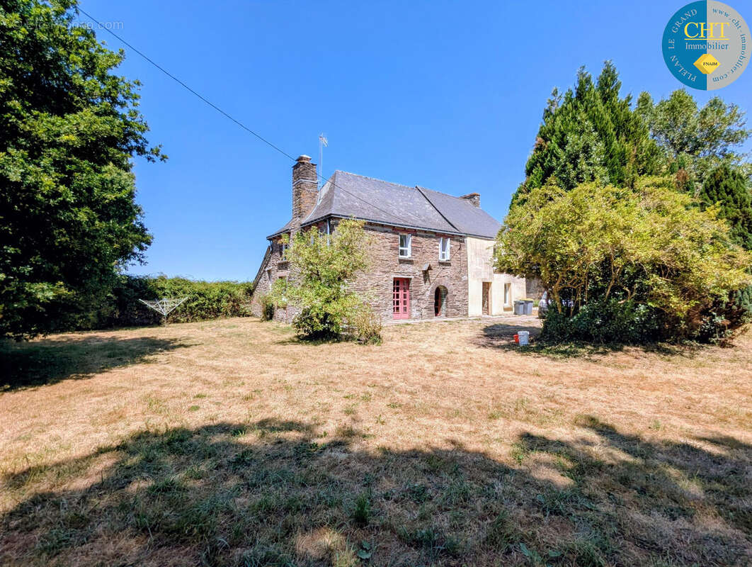 Charme et Authenticité : Longère en pierres sur vaste terrain à Monteneuf (56380) - photo 21