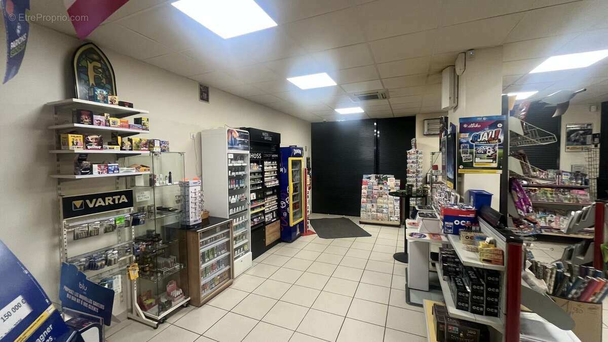 120 m² à Verneuil-Sur-Vienne  - photo 7
