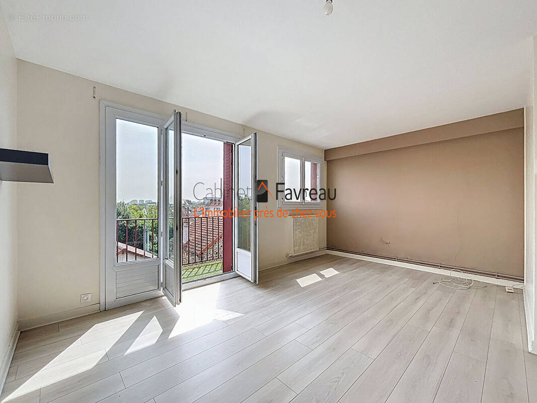 Appartement à VITRY-SUR-SEINE