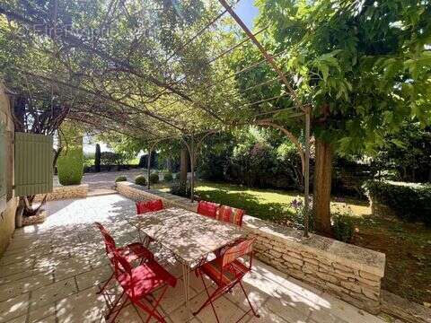 Maison 300 m² à Avignon  - photo 2
