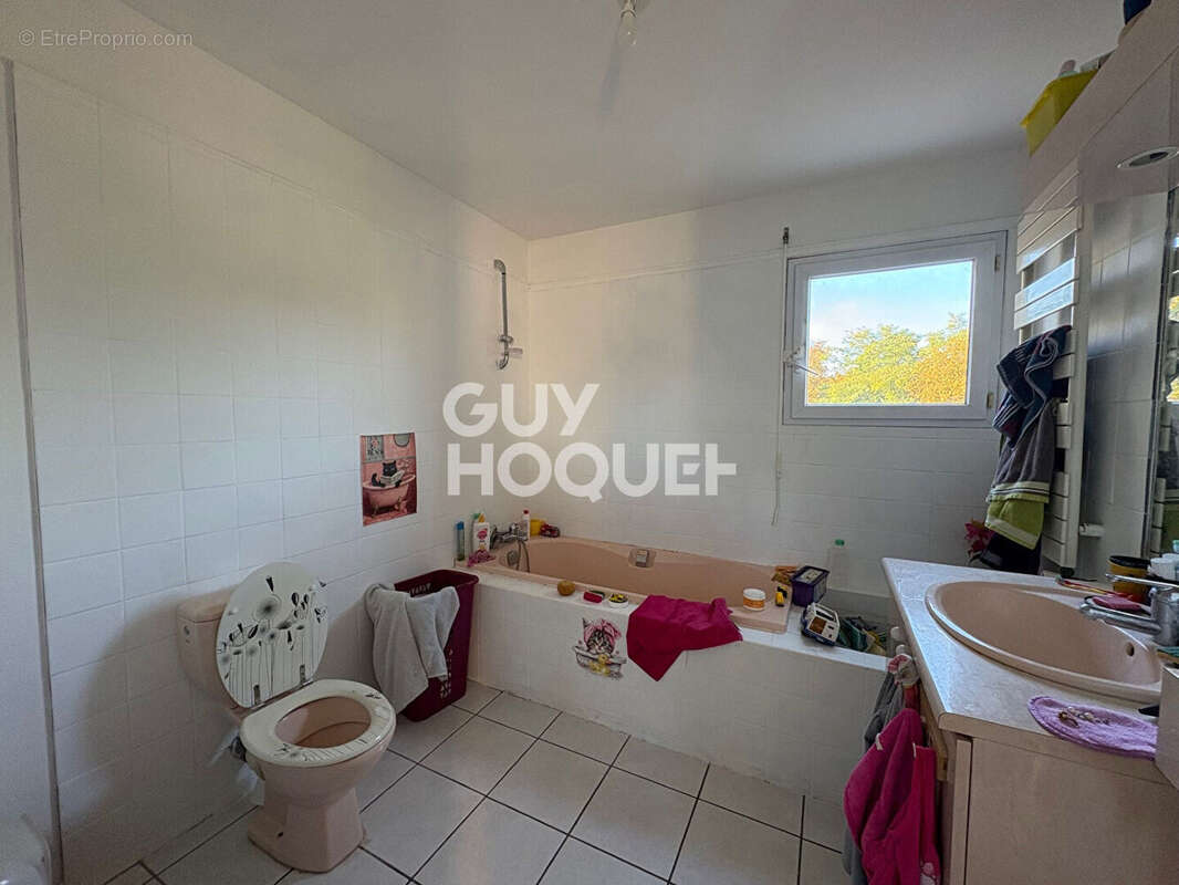 Maison à VILLENAVE-D&#039;ORNON