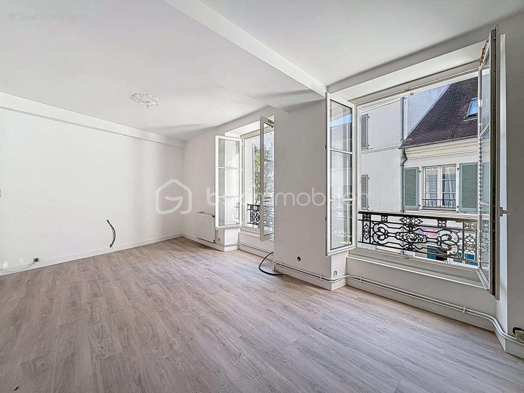 Appartement à RUEIL-MALMAISON