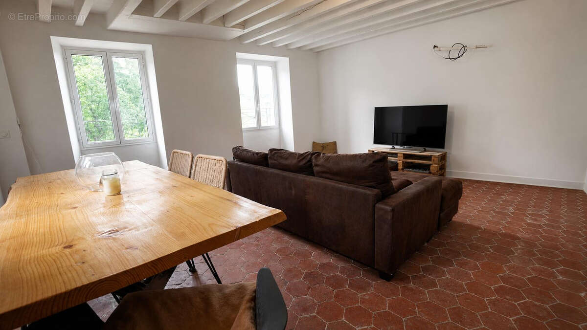 Maison à MEZIERES-SUR-SEINE