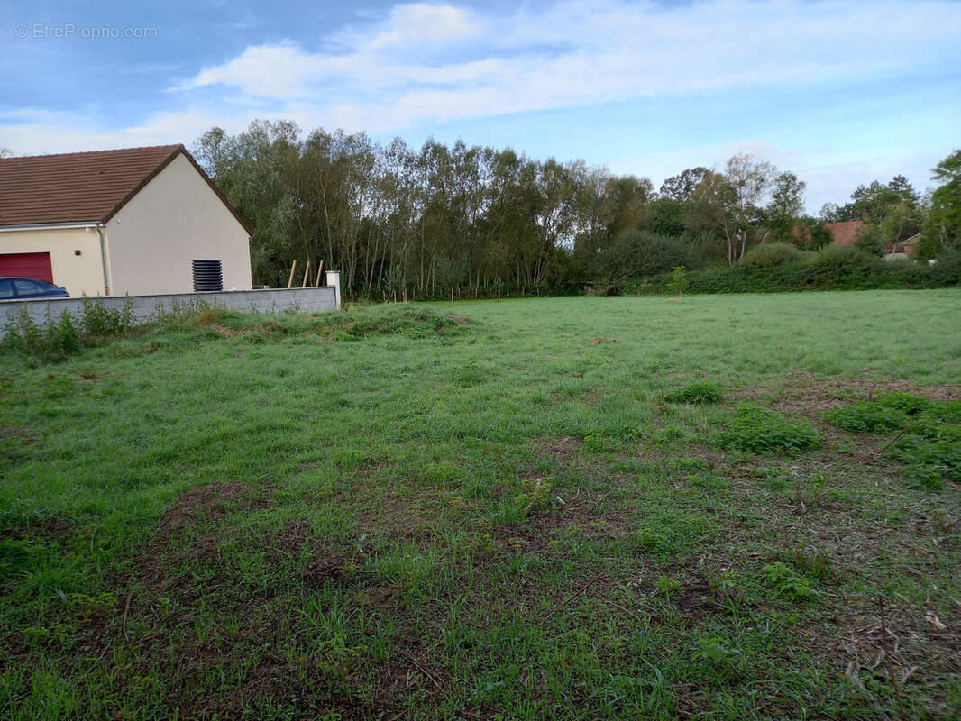 Terrain à POUILLY-EN-AUXOIS