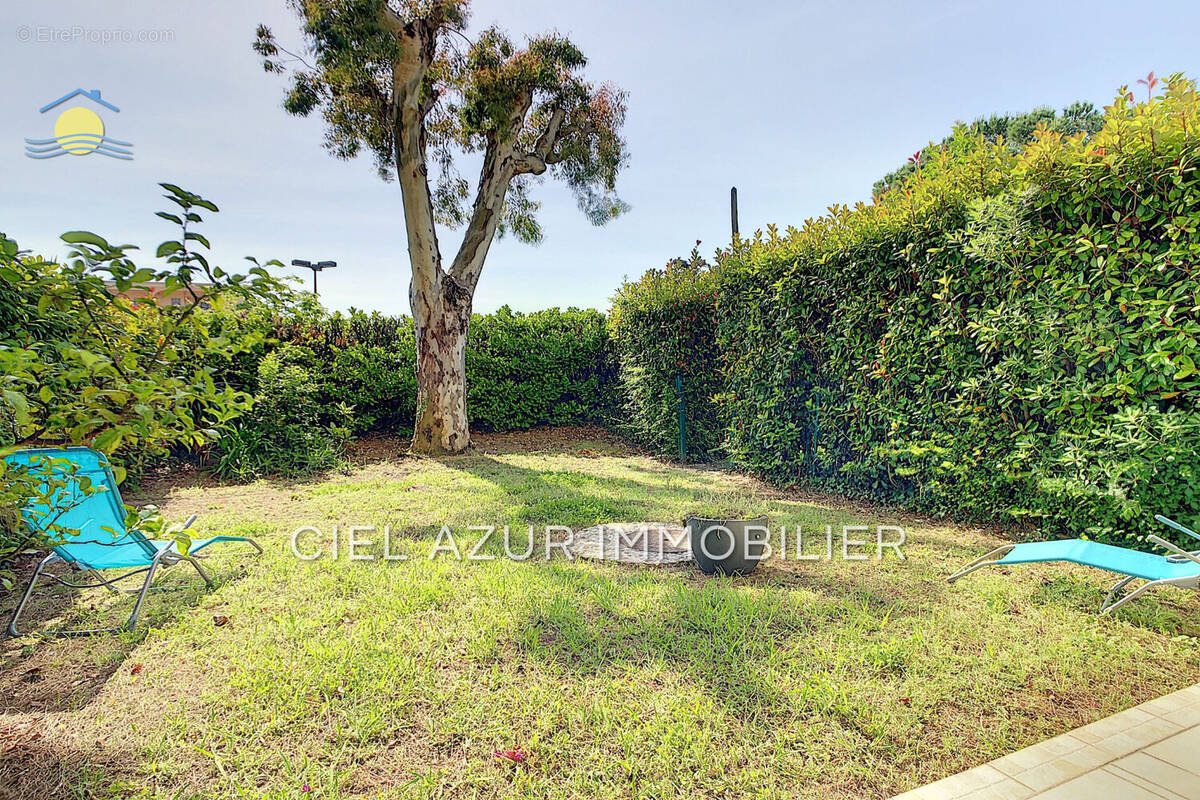 Appartement à VALLAURIS