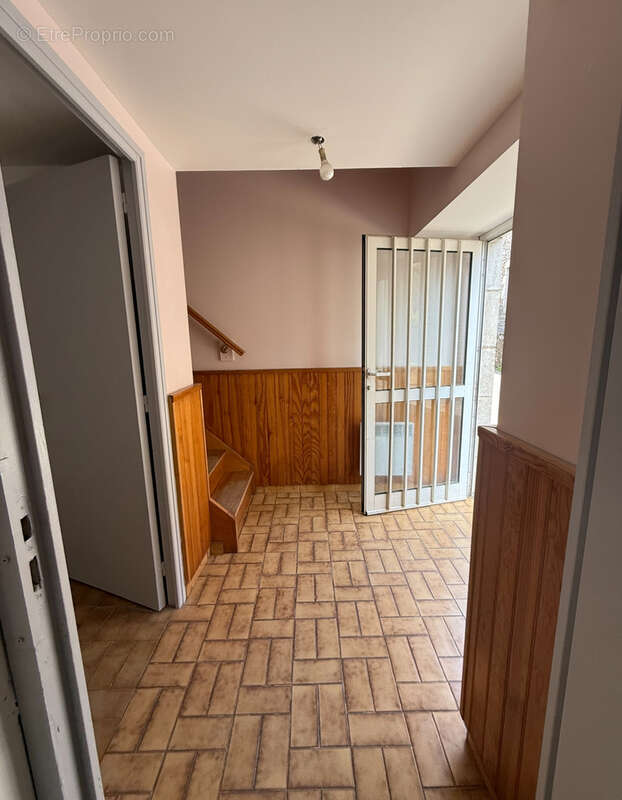 Maison à BERTHOLENE