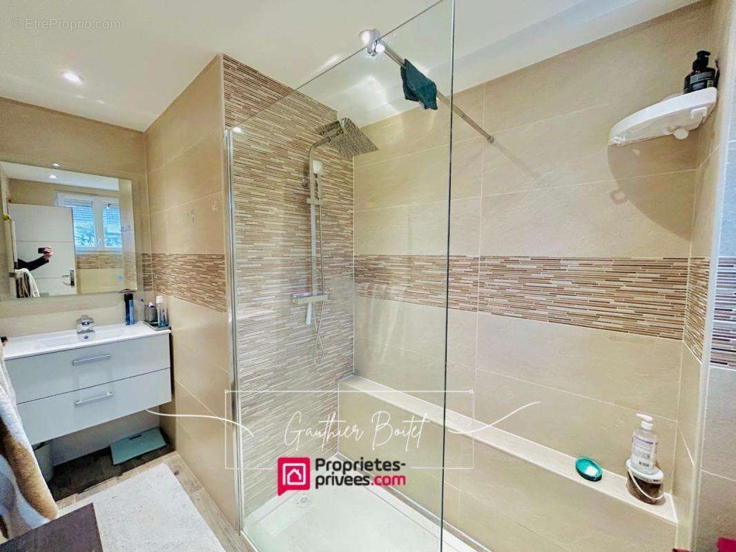 Maison à FONTENAY-TRESIGNY