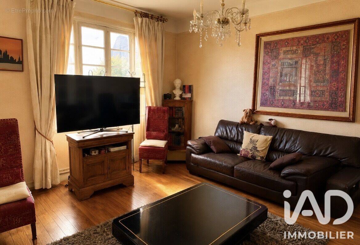 Photo 1 - Appartement à BOURG-LA-REINE