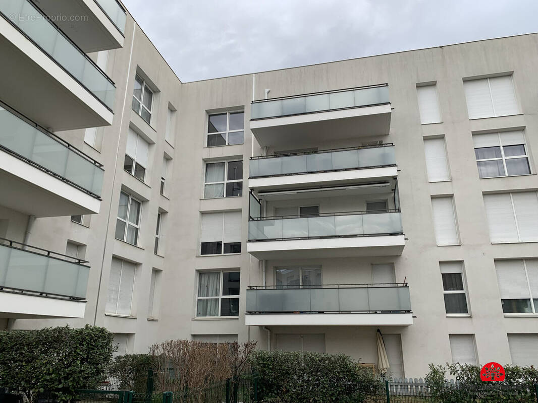 Appartement à BRON