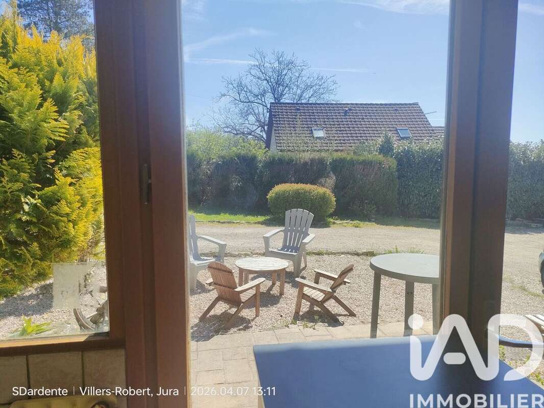 Maison 139 m² à Villers-Robert  - photo 9