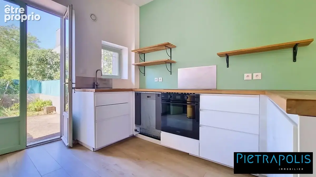 Appartement 69 m² à Villeurbanne  - photo 4