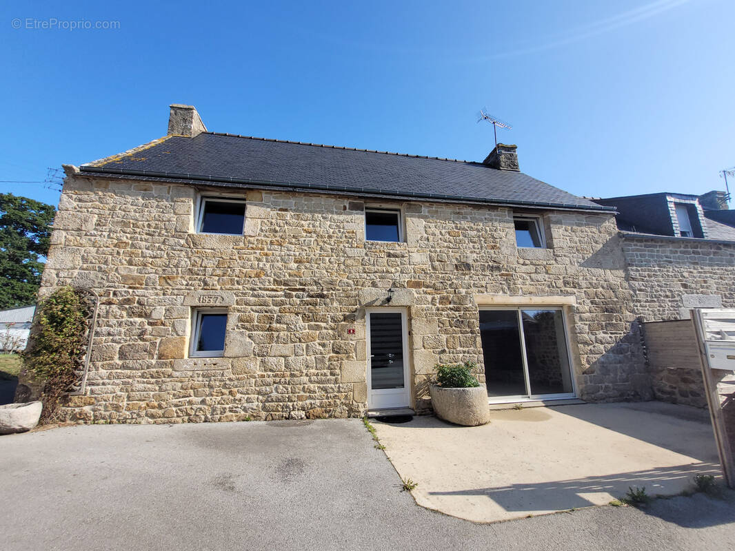 Maison à PLOEUC-SUR-LIE