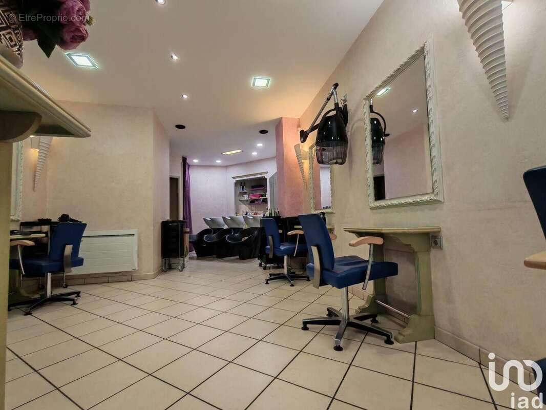 Photo 6 - Commerce à METZ