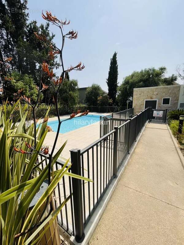 Appartement à MOUGINS