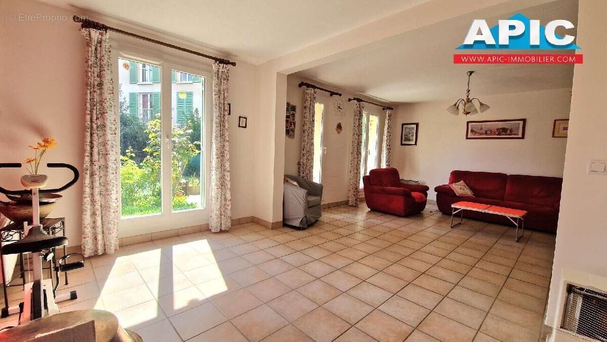 Appartement à GROSLAY