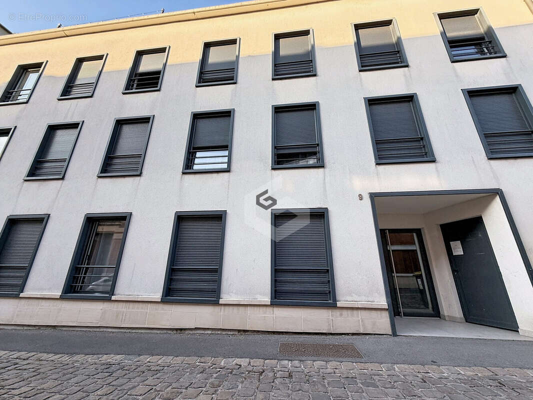 Appartement 23 m² à Reims  - photo 2