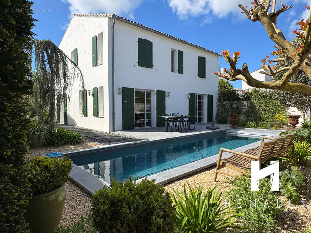 Maison à LA FLOTTE