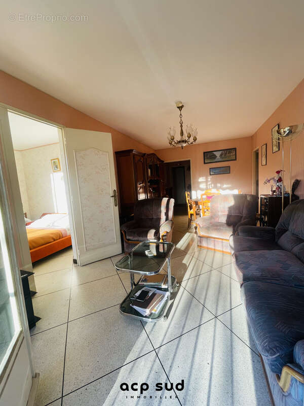 Appartement à MARSEILLE-10E