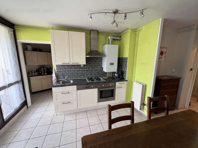 Appartement à FONTAINE