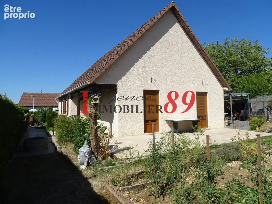 Maison à SAINTE-COLOMBE-SUR-SEINE