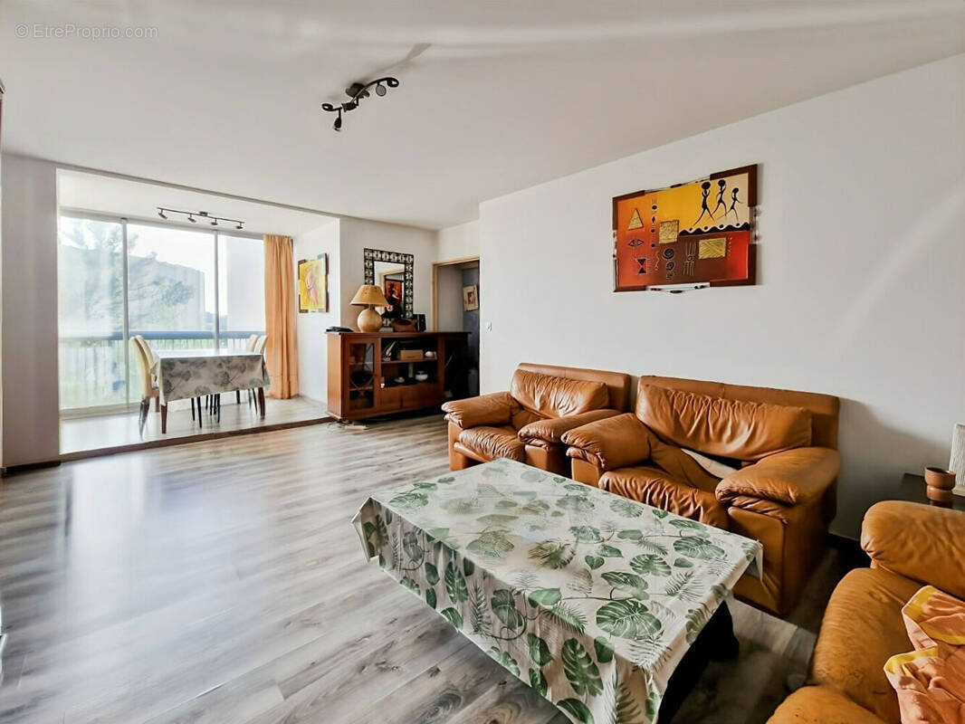 Appartement à SAINT-RAPHAEL