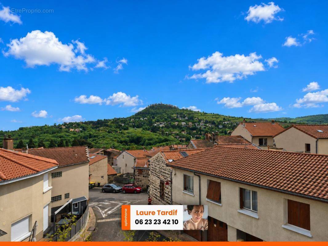 Appartement à CEYRAT