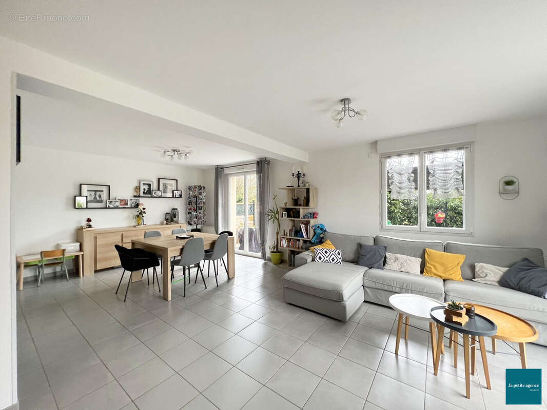 Maison à CONTEVILLE