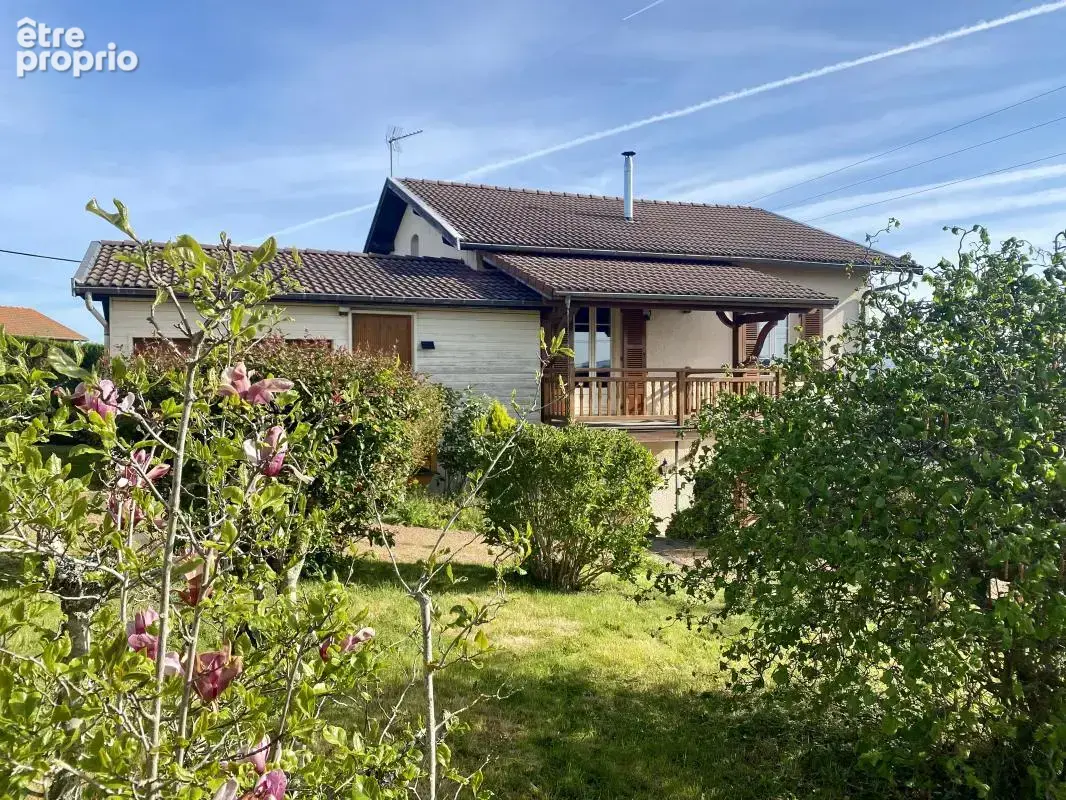 Maison 10 pièces 158 m² à vendre à Coutouvre (42460) - photo 1
