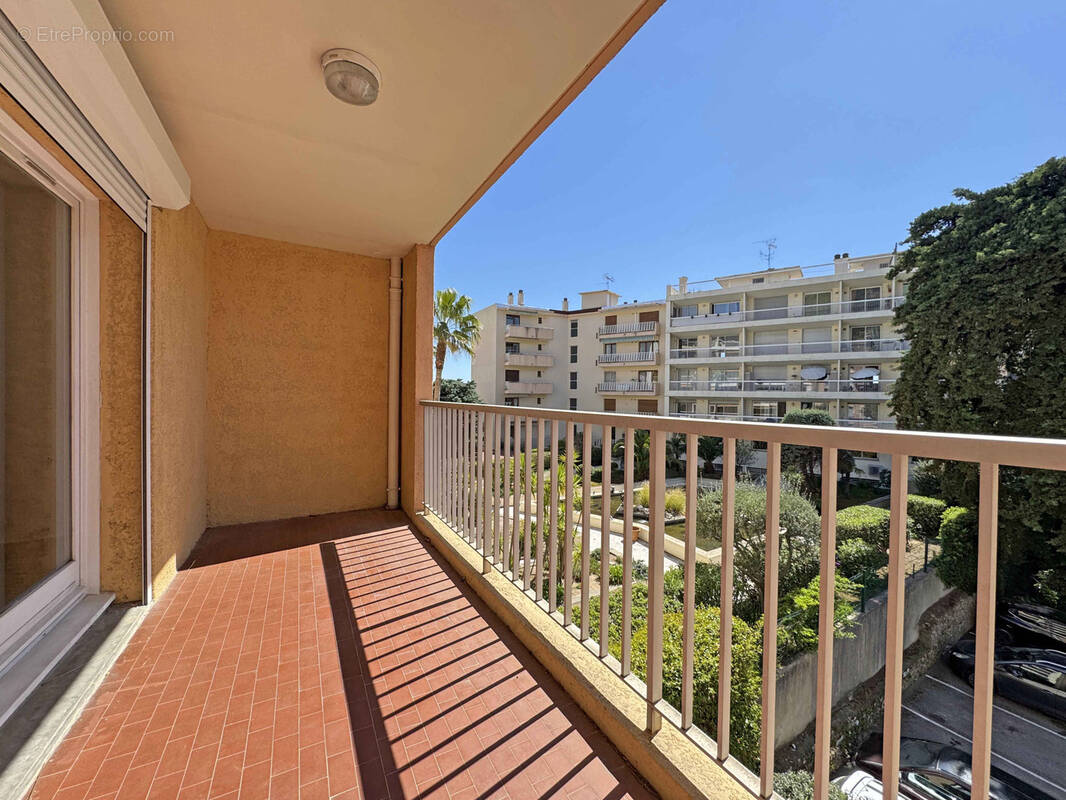 Appartement à VENCE