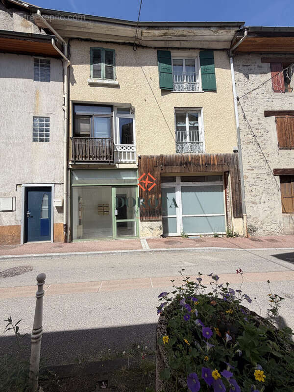 Appartement à ALLEVARD