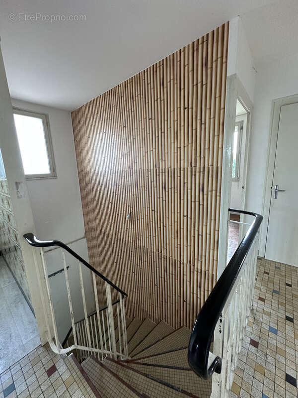 Maison à COMBREE