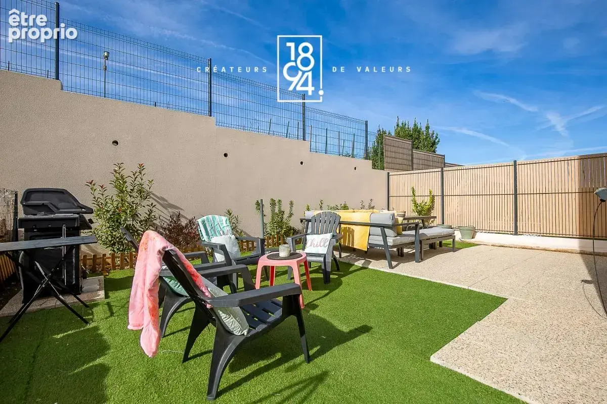 Maison récente de 65 m² avec jardin intimiste - photo 9