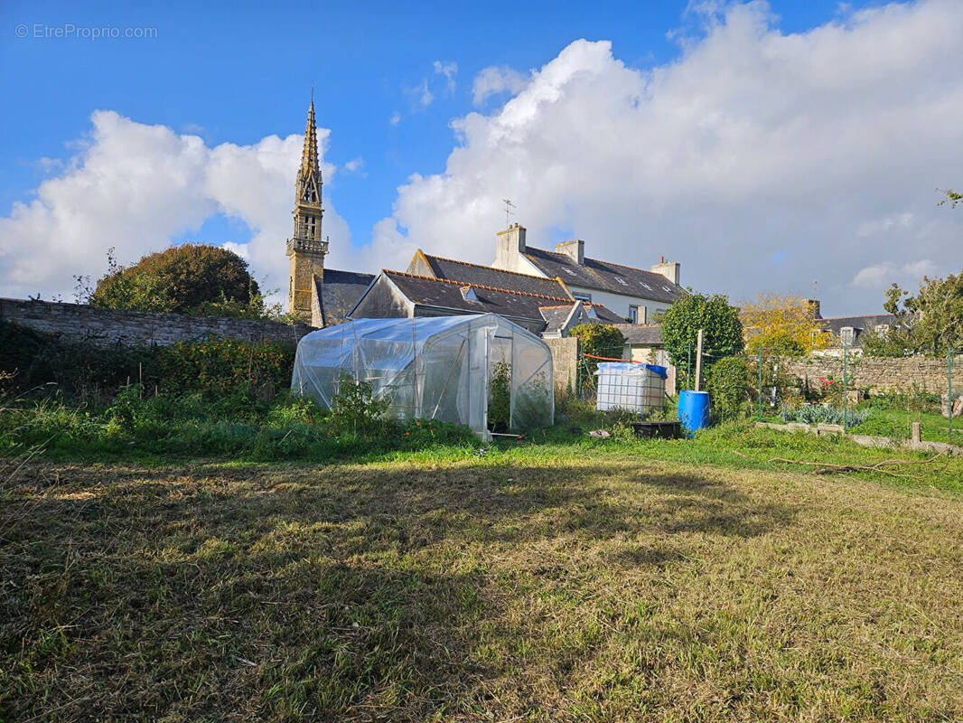 Terrain à POULDREUZIC