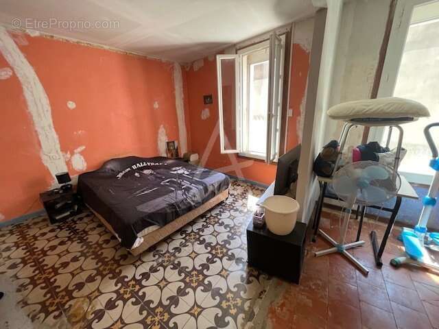 Maison à PERET