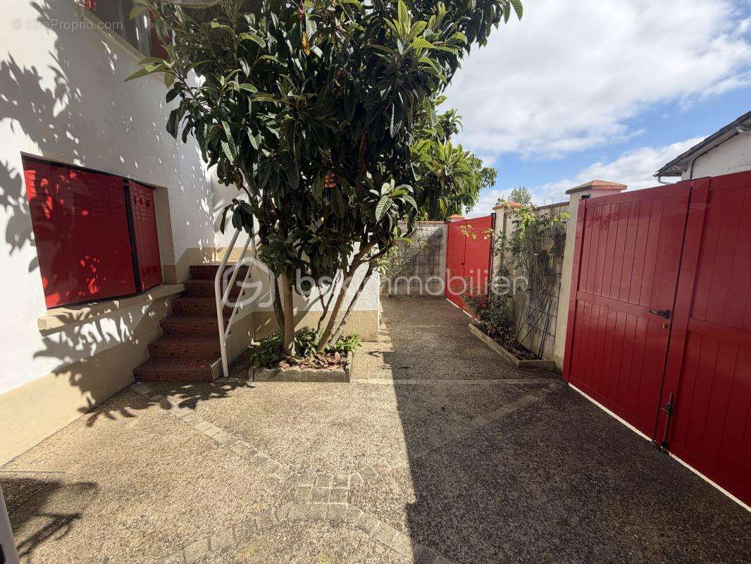 Belle maison entièrement rénovée au goût du jour - photo 2