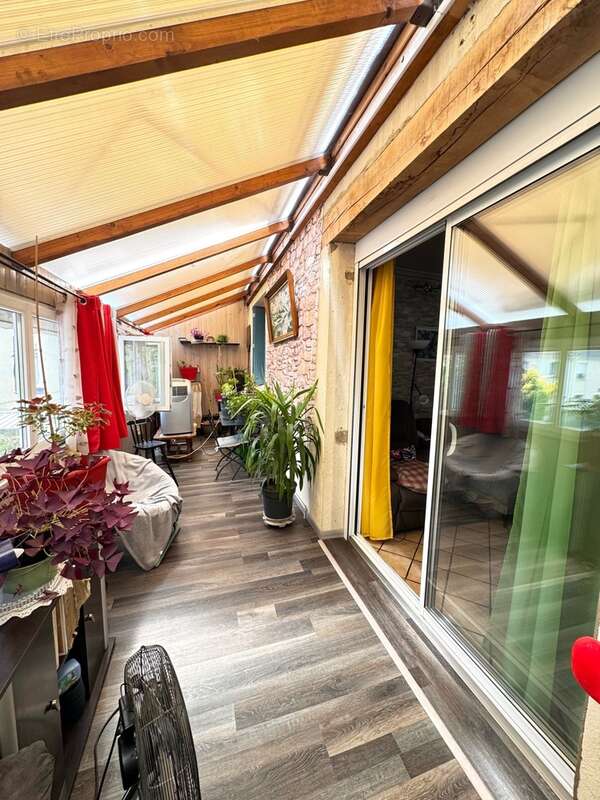 Belle maison familiale non mitoyenne 6 pièces à vendre - 120 m² avec jardin et garage - AULNAY SOUS BOIS 12 minutes de Paris - photo 11