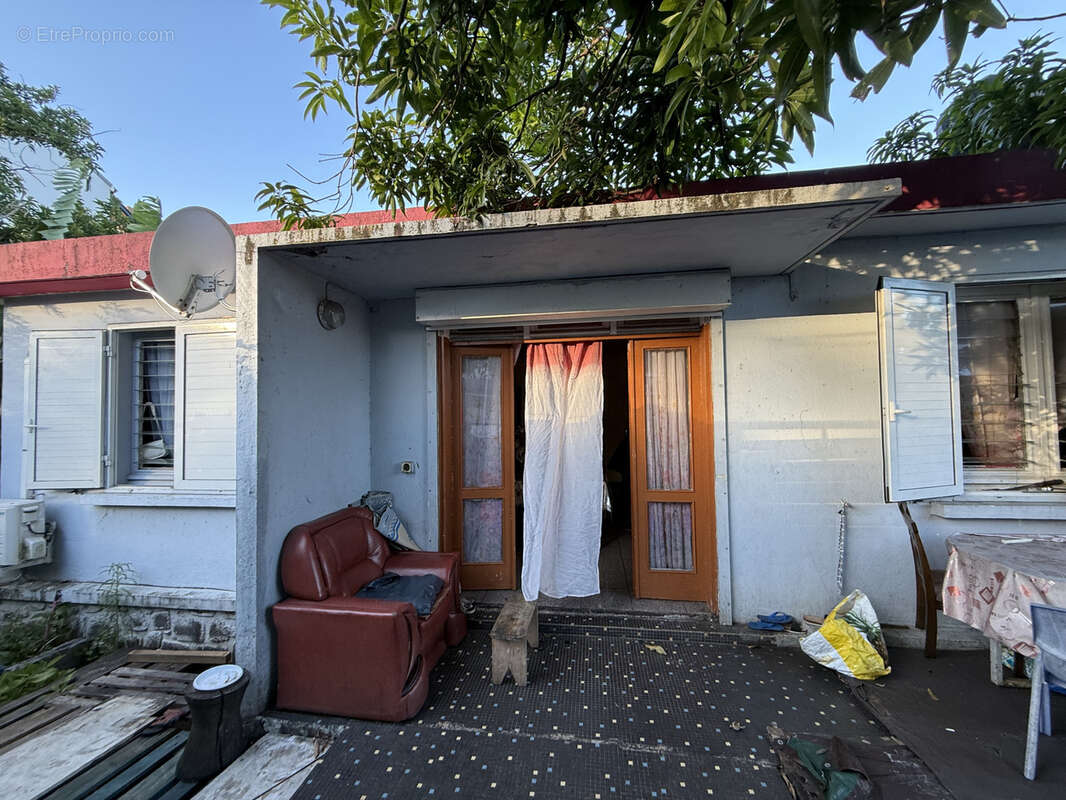 Maison à SAINTE-SUZANNE