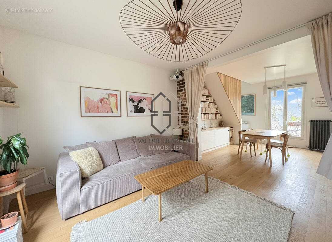 Appartement à SAINT-MAUR-DES-FOSSES