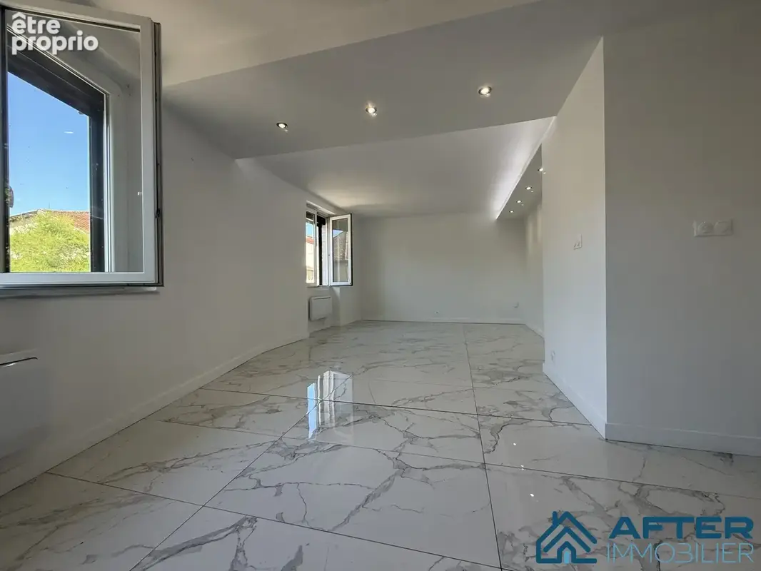 Maison 109 m² à Deuxville  - photo 2