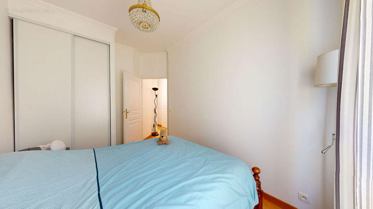 Appartement à SAINT-CYR-L'ECOLE