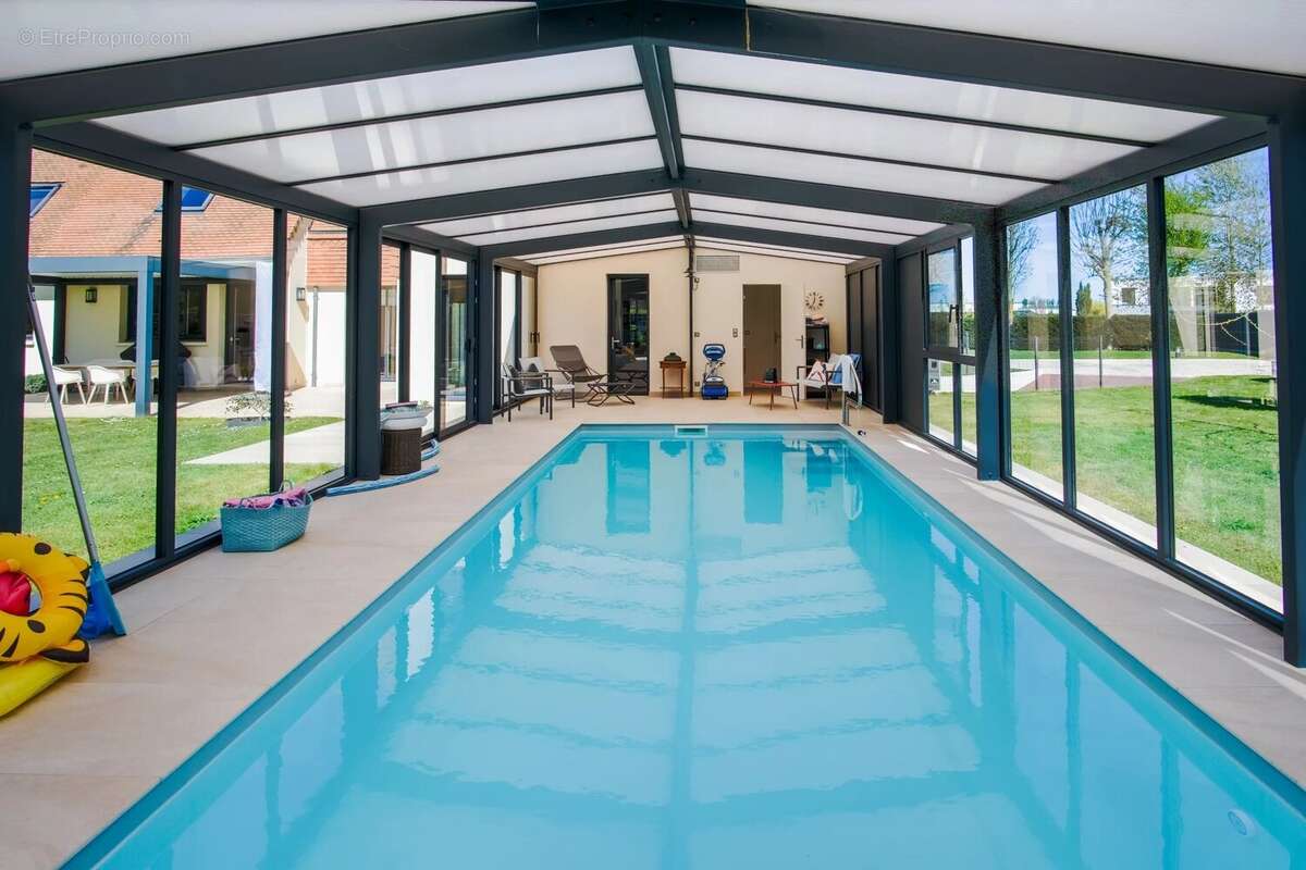 Maison à BIEVILLE-BEUVILLE