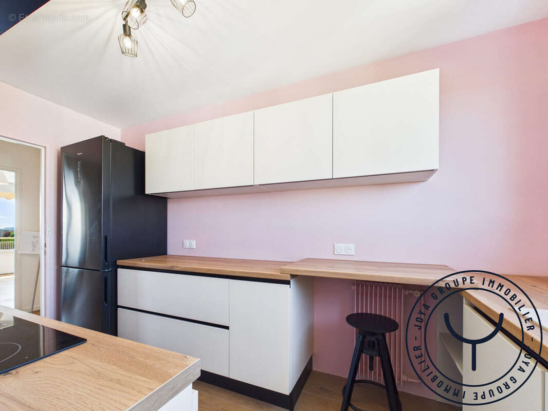 Appartement à SAINT-ANDRE-LES-VERGERS