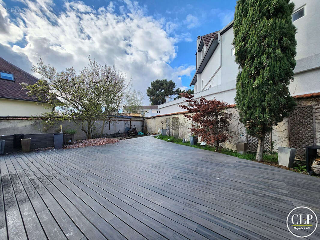 Maison à NEUILLY-PLAISANCE