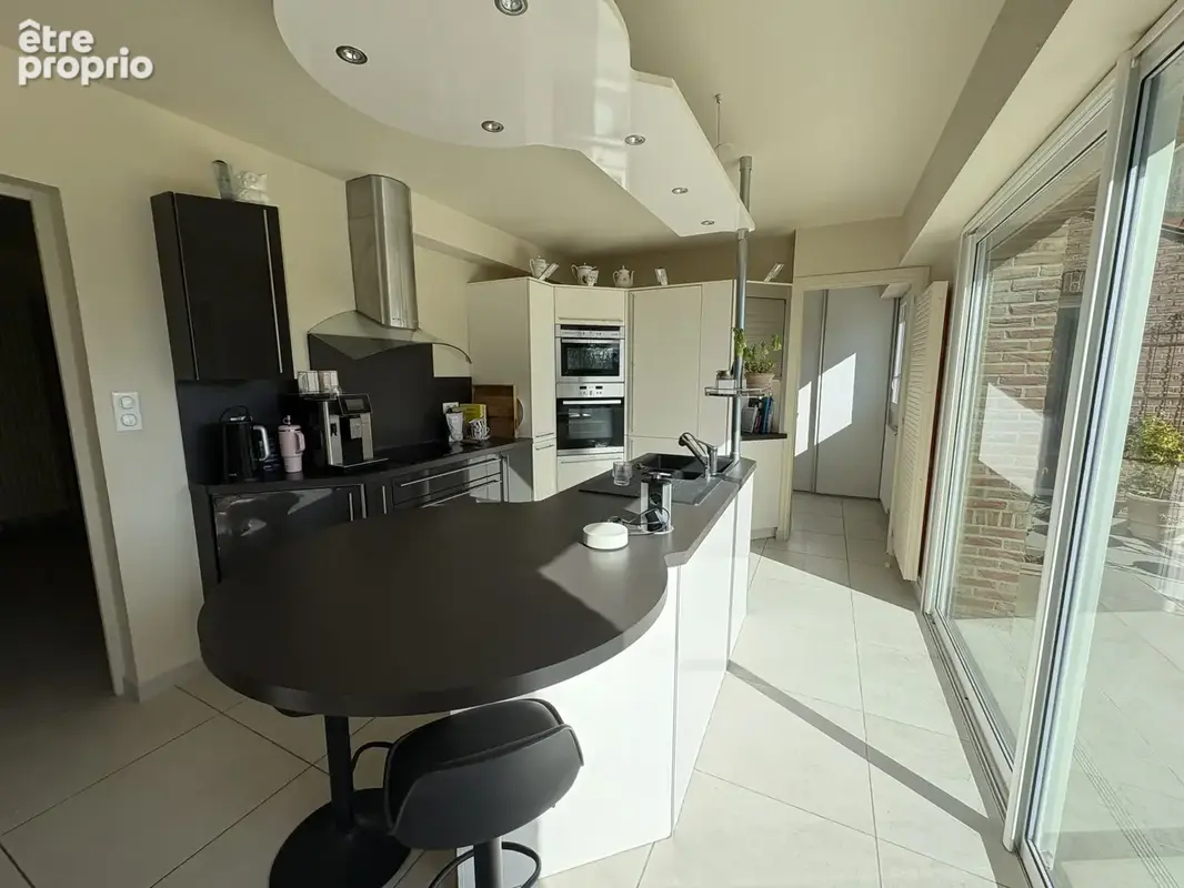 Maison 6 pièces 139 m² à vendre à Abbeville (80100) - photo 4