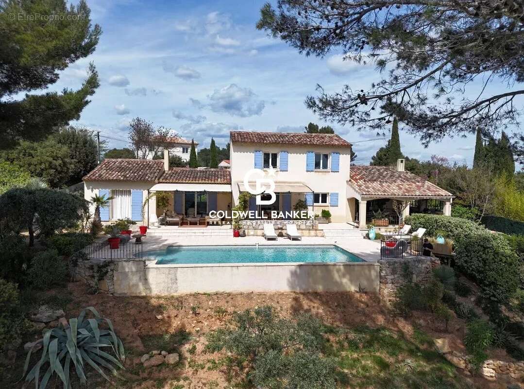 Maison à LORGUES